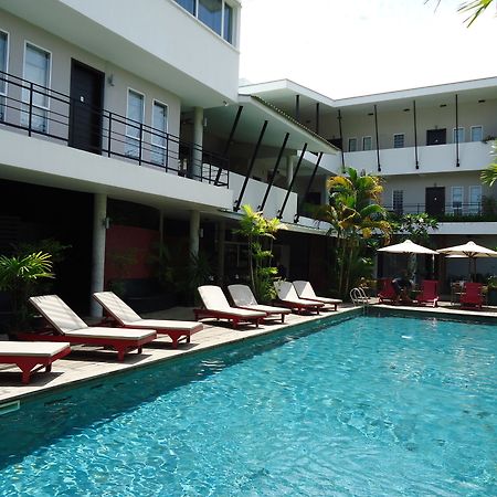 Men S Resort And Spa - Caters To Gay Men Siem Reap Bagian luar foto