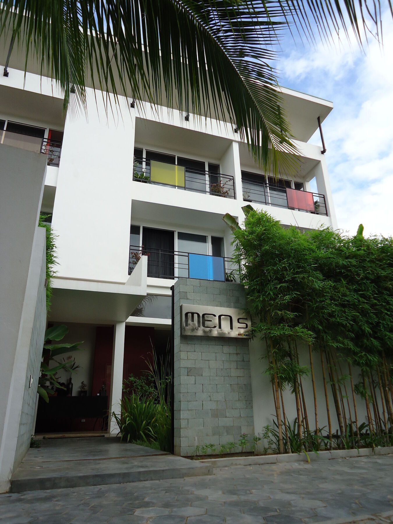 Men S Resort And Spa - Caters To Gay Men Siem Reap Bagian luar foto