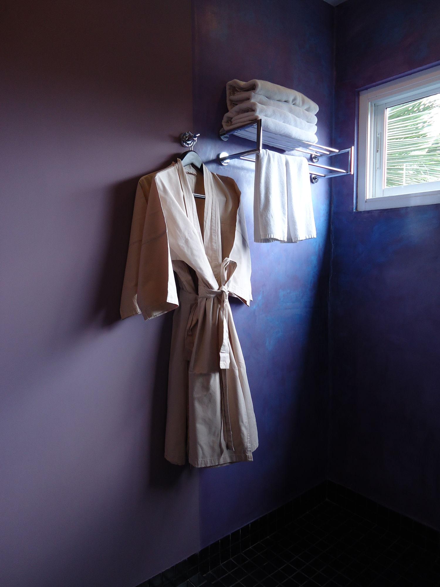 Men S Resort And Spa - Caters To Gay Men Siem Reap Bagian luar foto